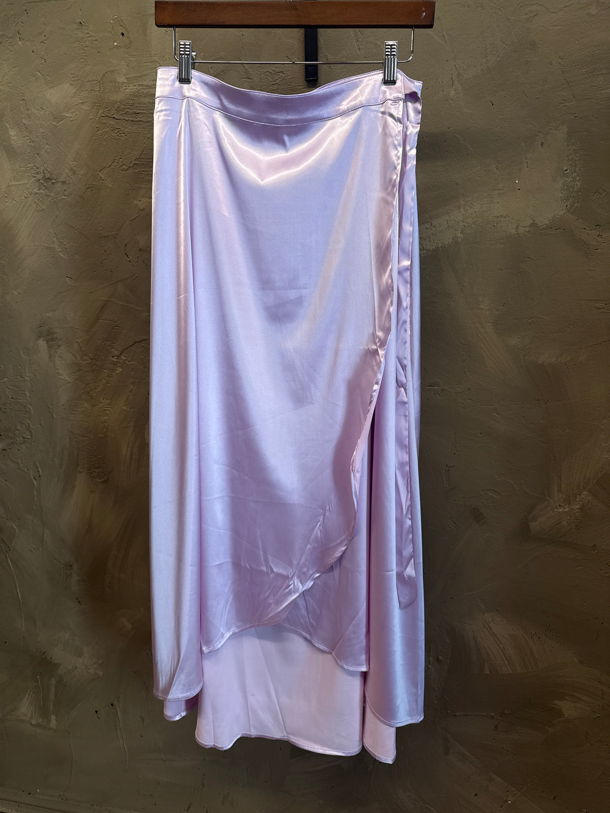 IN LOOM SILKY WRAP SKIRT