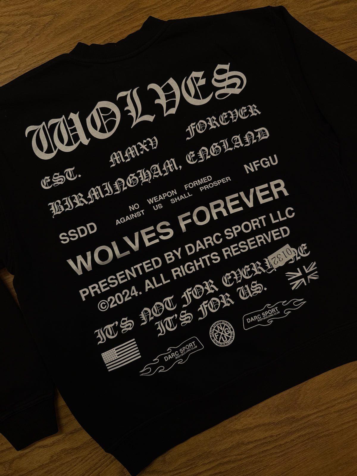 DARC SPORT UK LONDON WOLVES FOREVER CREWNECK