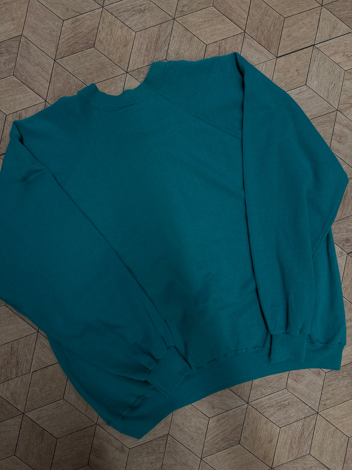 TAVERN OLYMPICS CREWNECK