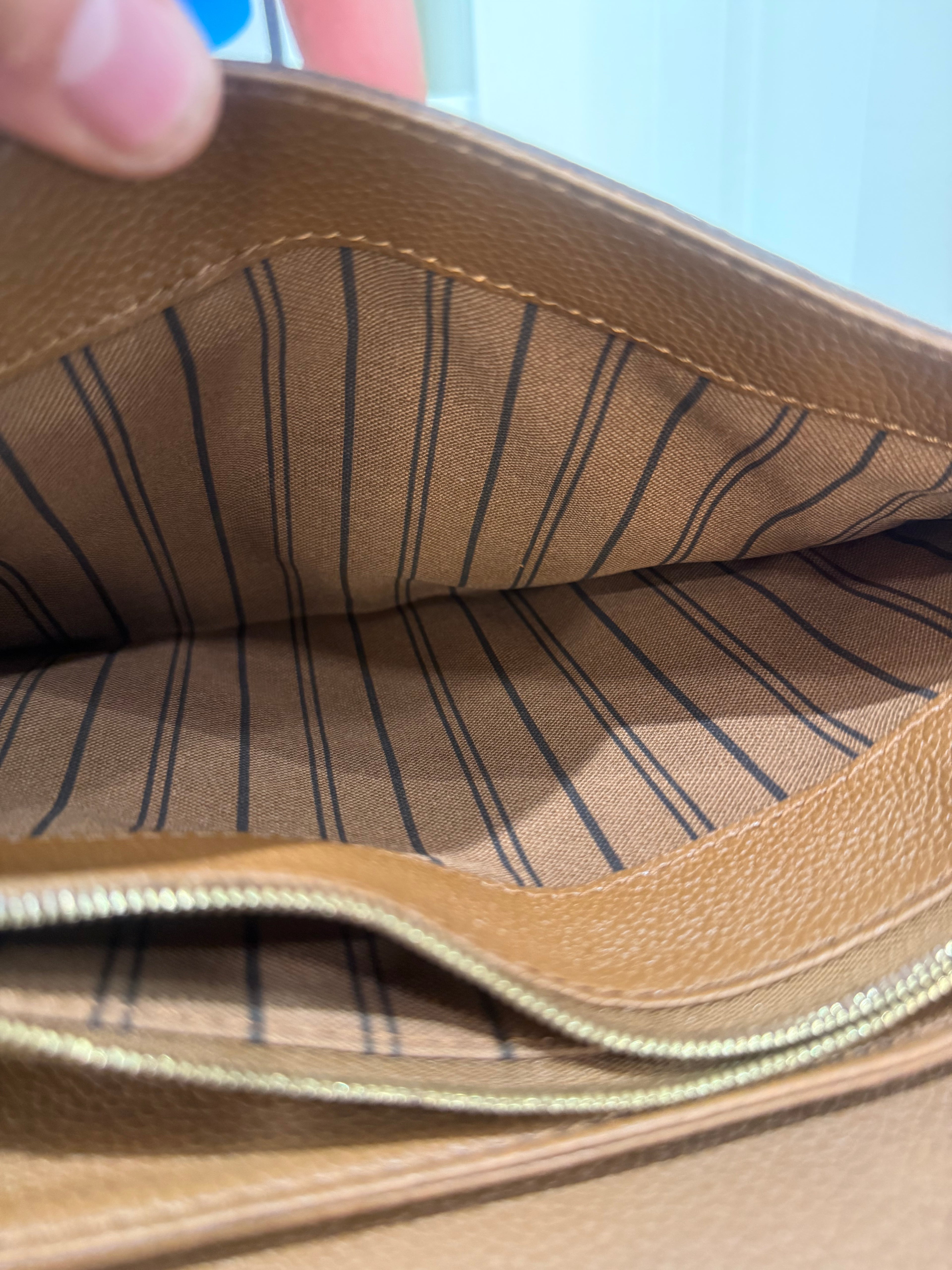 Louis Vuitton Fascinante Handbag Monogram Empreinte Leather