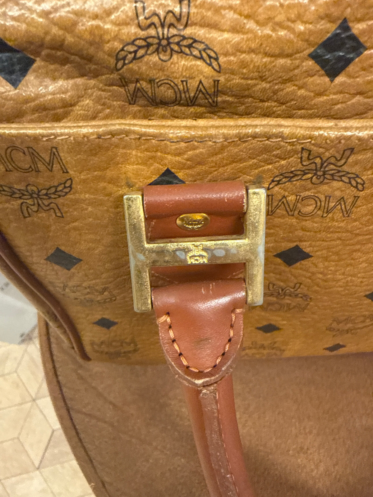 MCM VISETOS BOSTON BAG