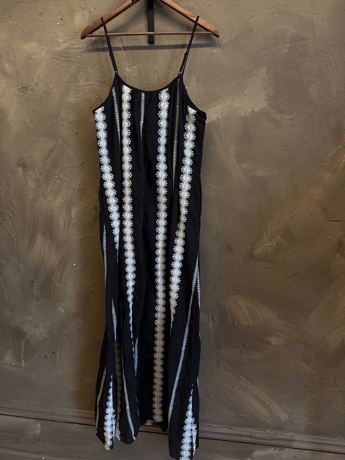IN FEBRUARY EMBROIDERED BOHO DRESS