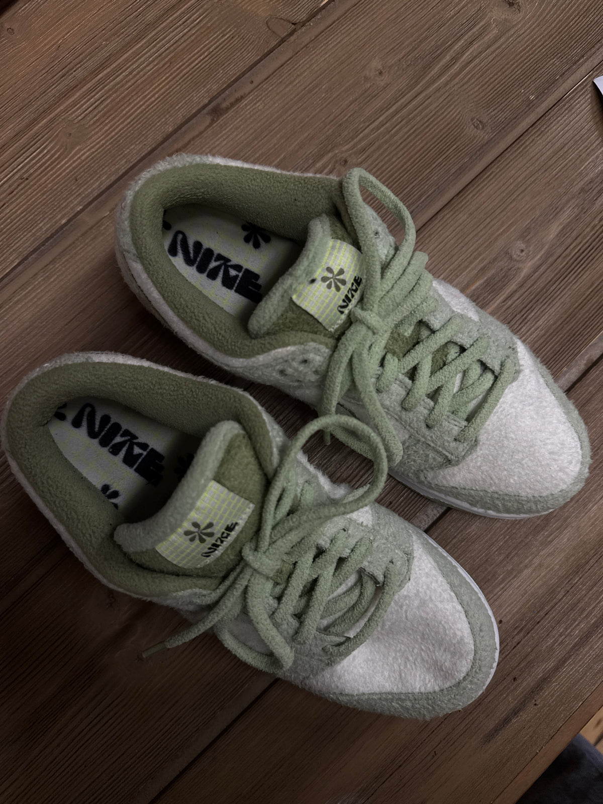 PRE-LOVED NIKE FLEECE DUNK LOWS