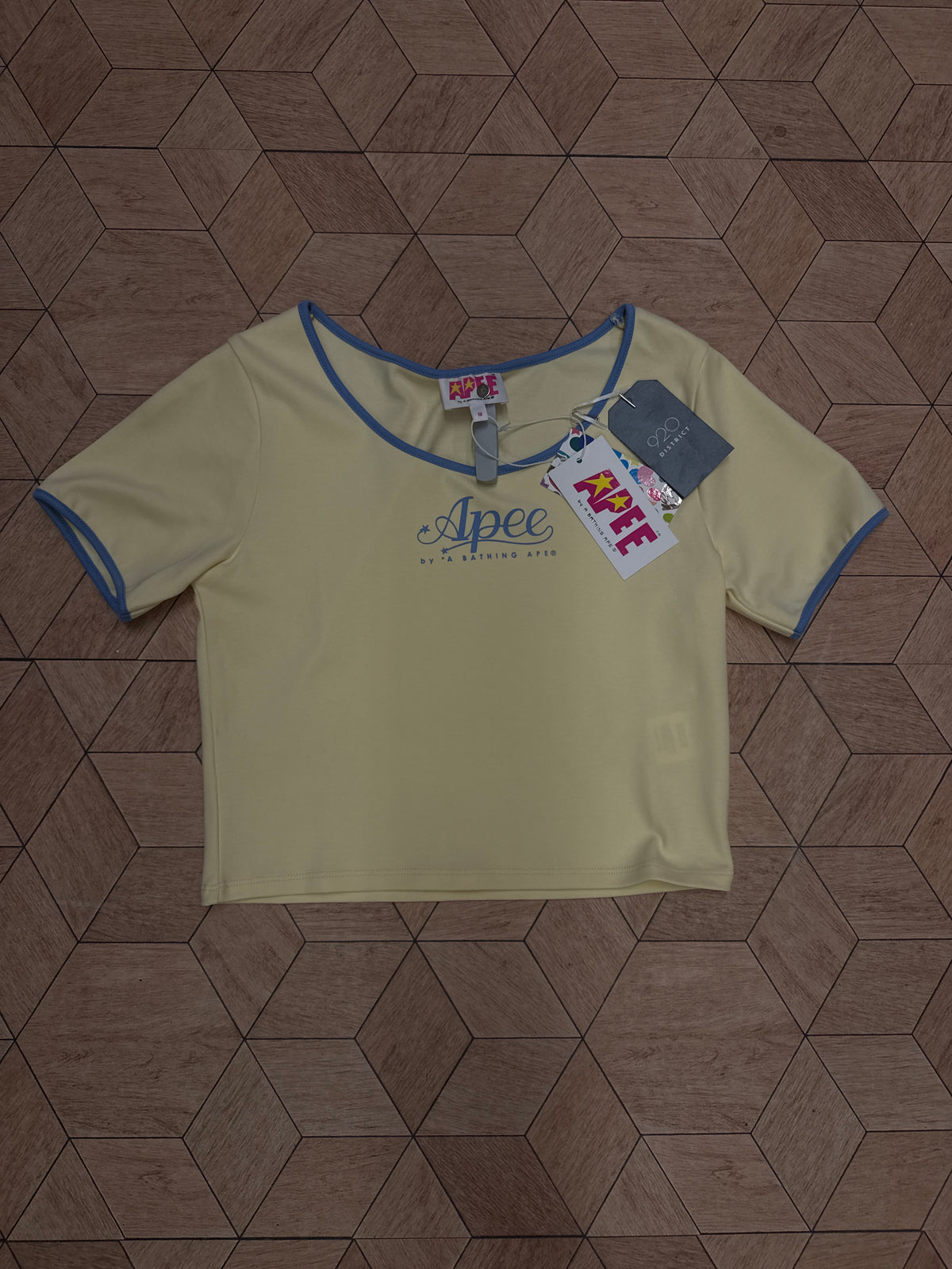 APEE BY A BATHING APE