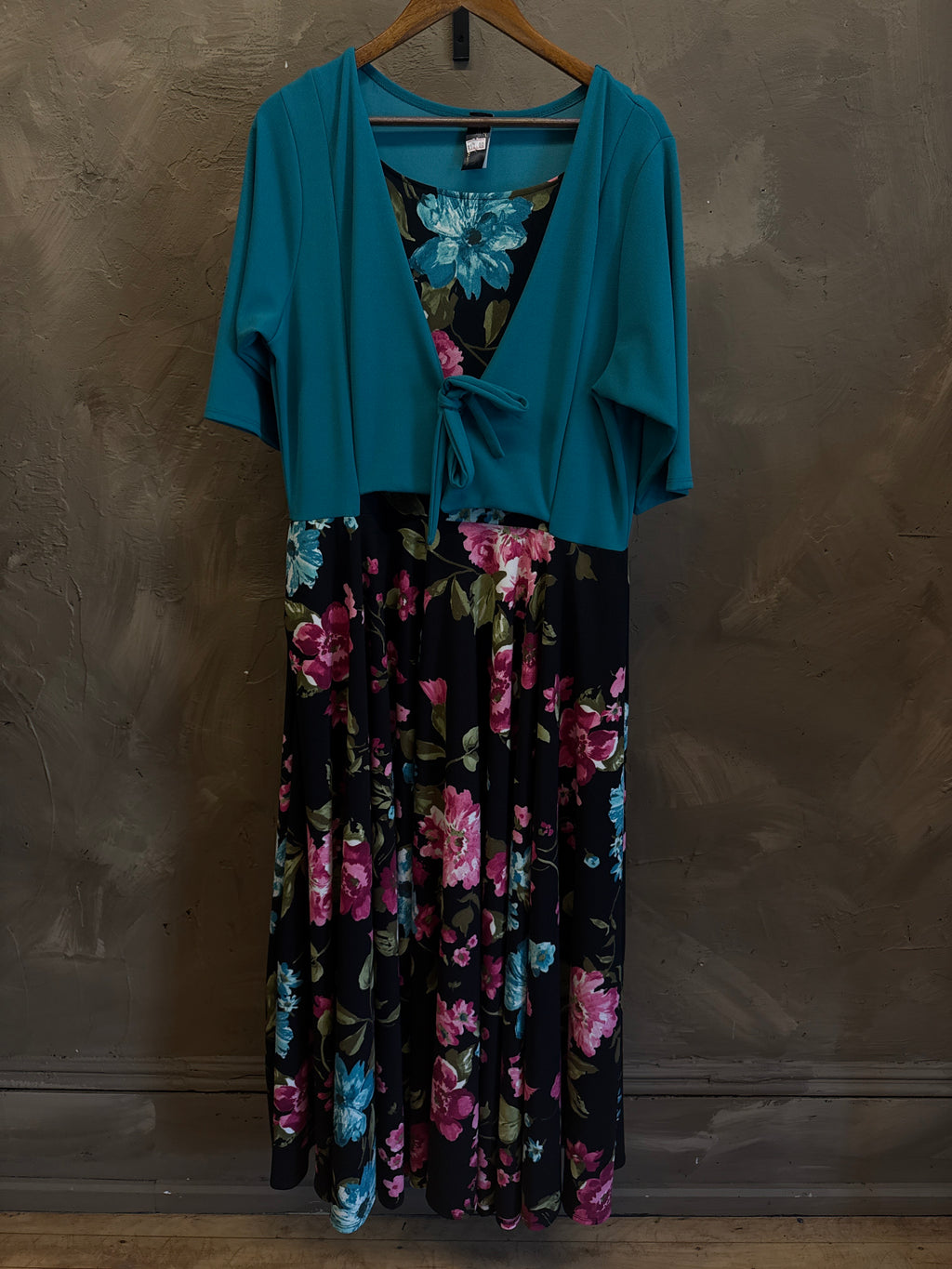 BOLERO AND DRESS ONE-PIECE