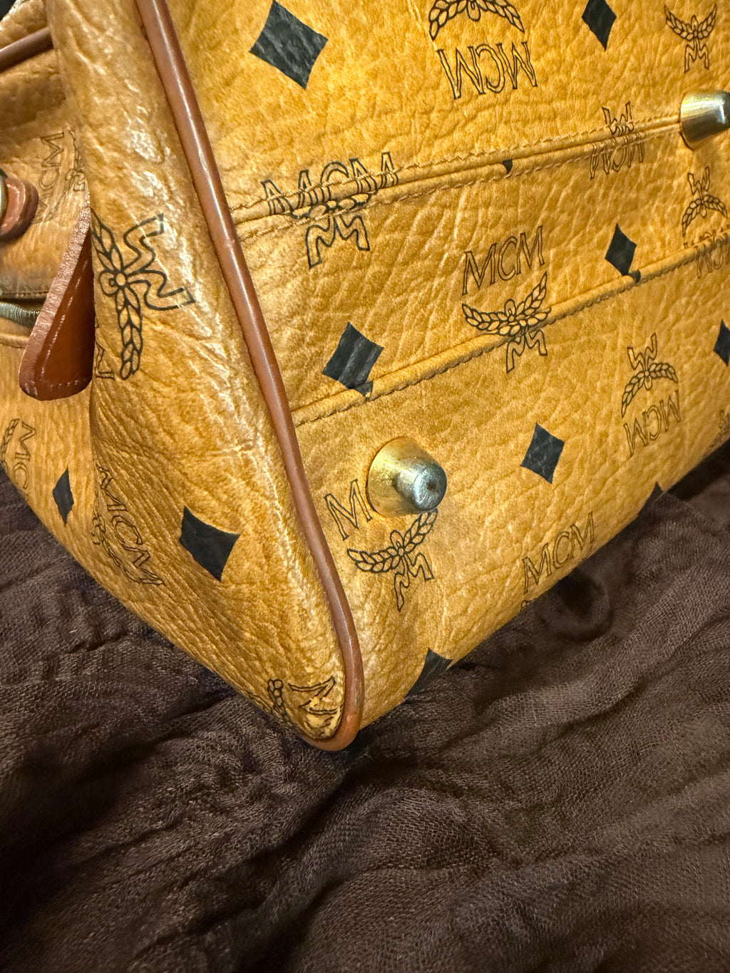 MCM VISETOS BOSTON BAG