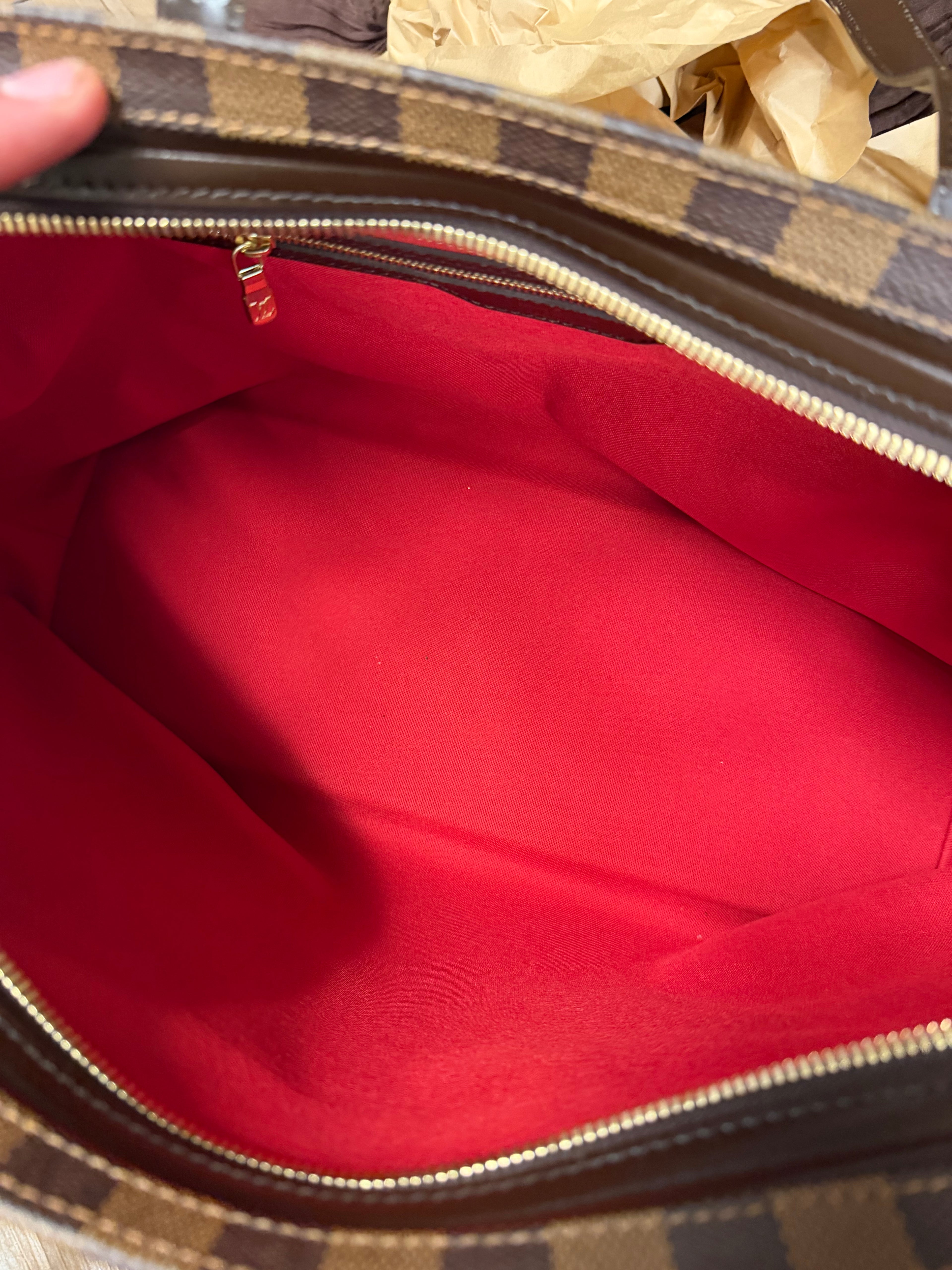 LOUIS VUITTON CHELSEA w/COA