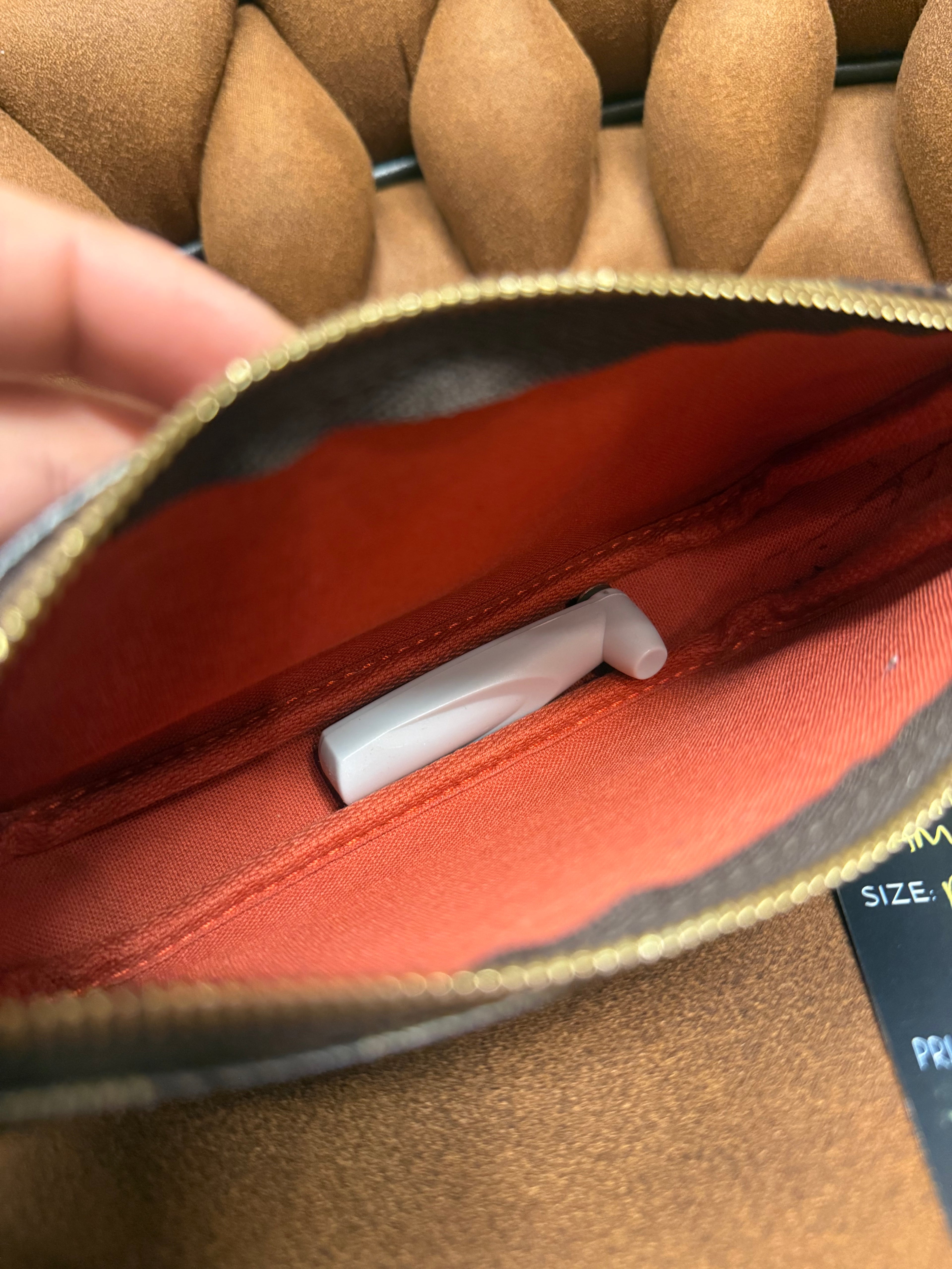 Louis Vuitton Damier Ebene Pochette