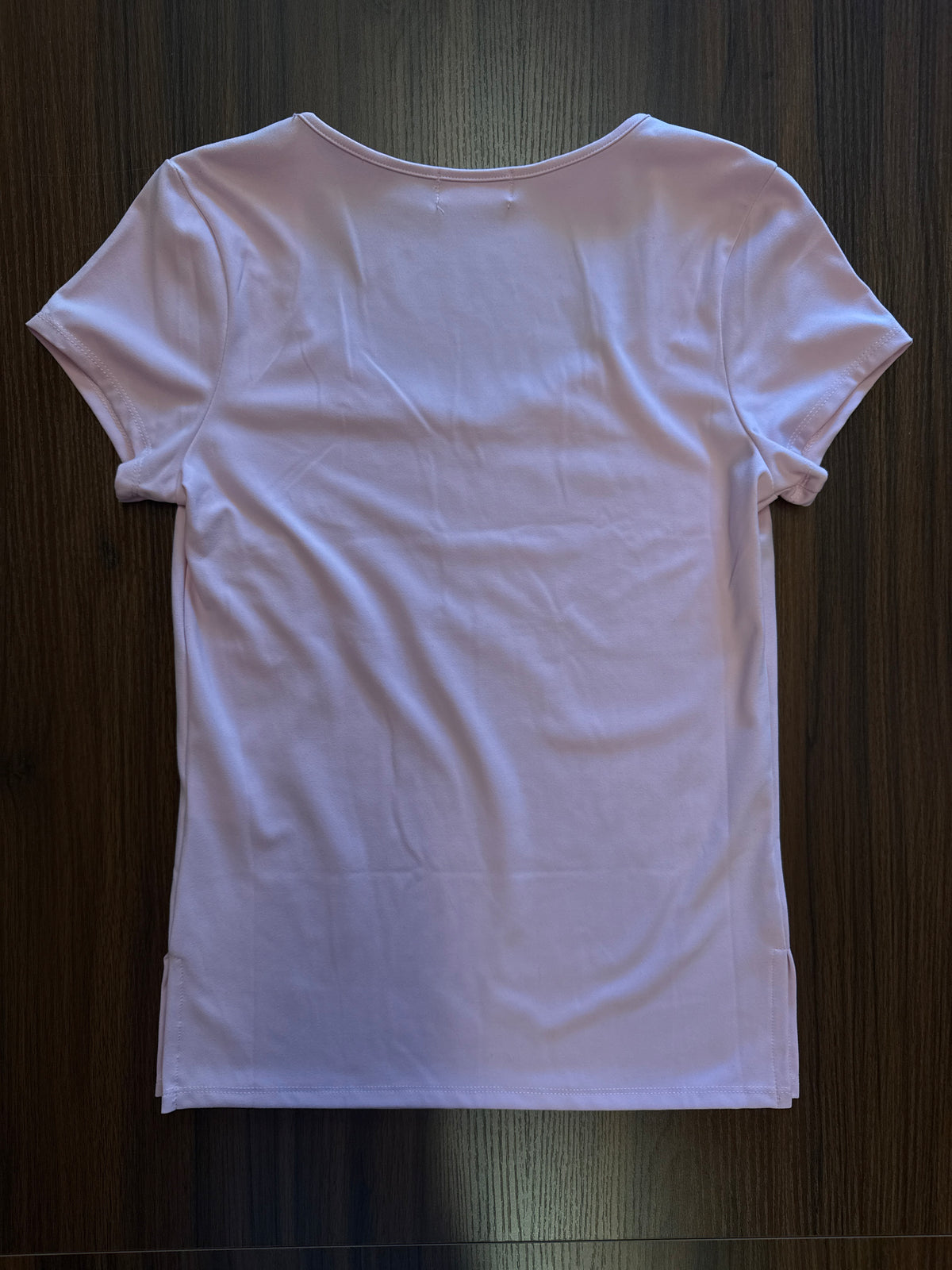 FRANKEE & SKYLARR SCOOP V NECK TEE