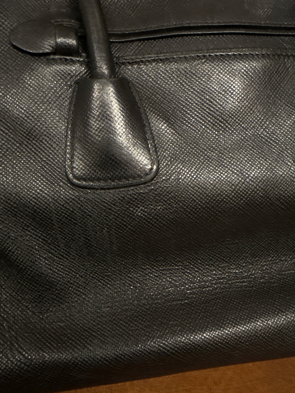 PRADA SAFFIANO LEATHER TOTE W/COA