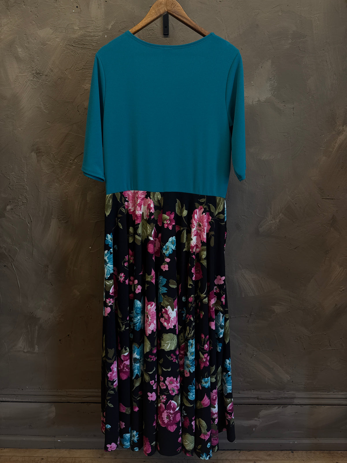 BOLERO AND DRESS ONE-PIECE