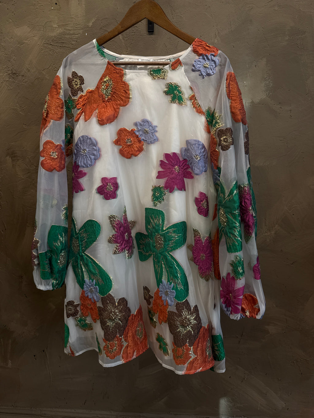 EN CRÈME FRUIT PUNCH PARTY DRESS