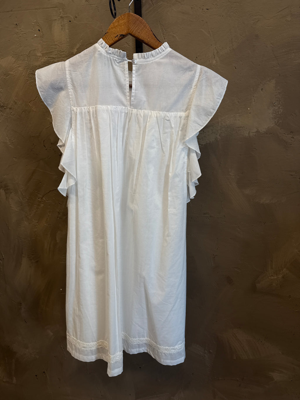 PINCH FLUTTER-SLEEVE PRAIRIE DRESS