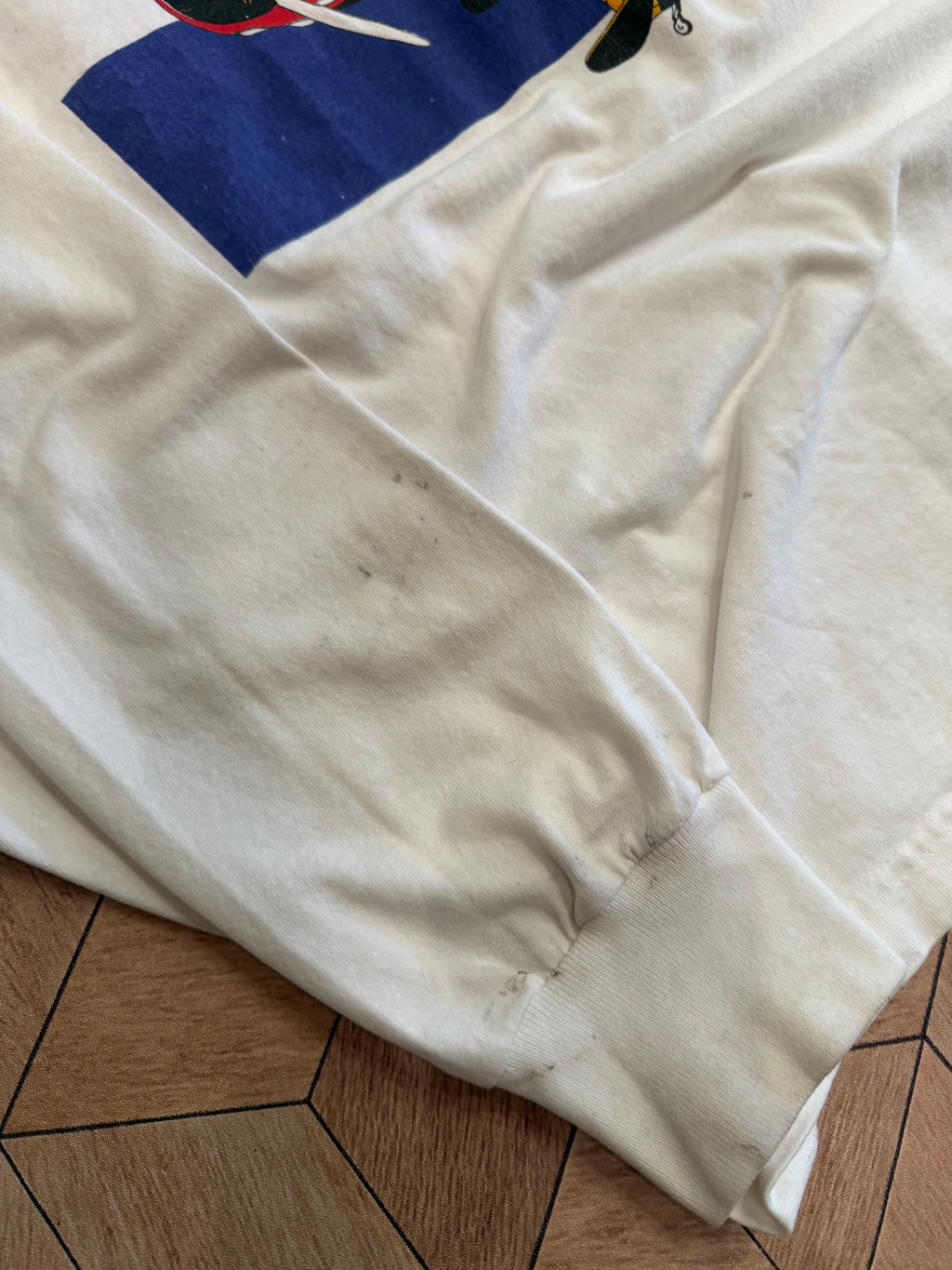 VINTAGE EAA LONGSLEEVE *See pictures