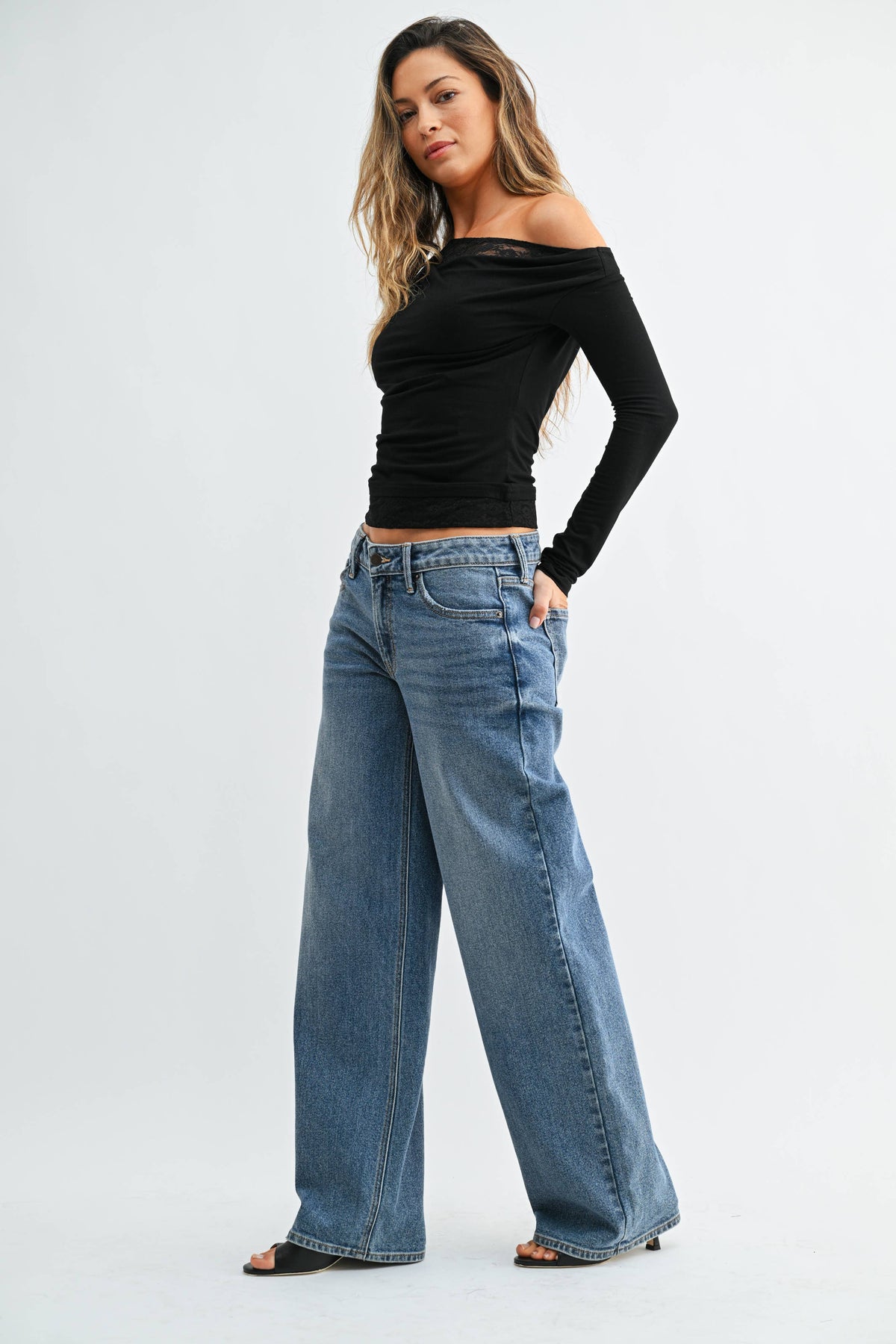 Low Rise Baggy Wide Leg - MEDIUM DENIM